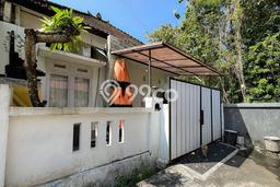 Rumah Luas Asri 2 KT Siap Huni di Jimbaran Badung Rumah Luas Asri 2 KT Siap Huni di Jimbaran Badung