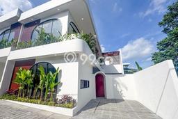 Rumah Luxury Modern Tanpa Renovasi di Canggu Badung Rumah Luxury Modern Tanpa Renovasi di Canggu Badung