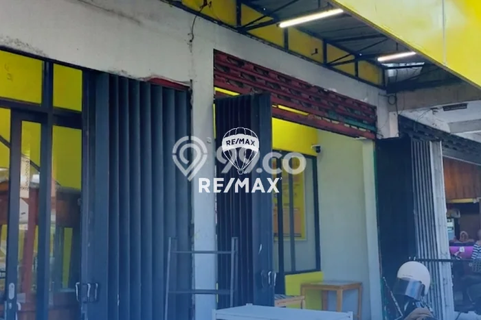 Ruko Komersial Dijual di Genteng Banyuwangi LT 100m2 & LB 100m2 Ruko Komersial Dijual di Genteng Banyuwangi LT 100m2 & LB 100m2