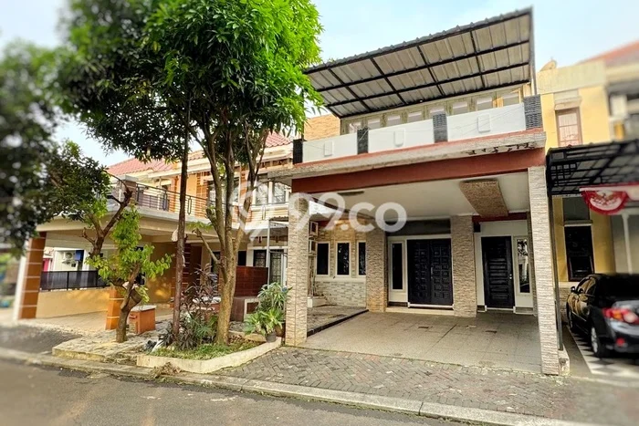 Rumah sewa siap pakai 7 KT di Legenda Wisata, Bogor Rumah sewa siap pakai 7 KT di Legenda Wisata, Bogor