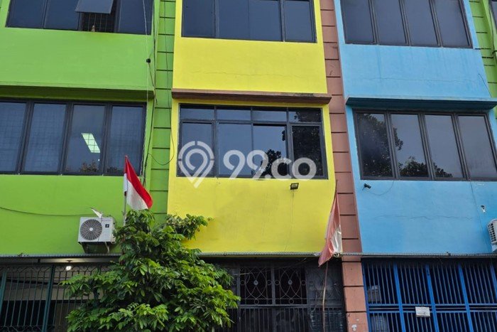 Disewakan Ruko di Kawasan Ramai Daan Mogot Luas 196m2 Disewakan Ruko di Kawasan Ramai Daan Mogot Luas 196m2