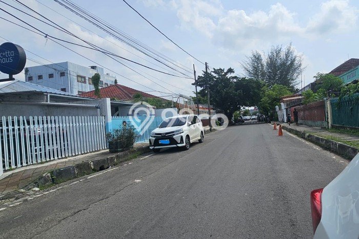 Komersial Dijual di Tangerang LT 1574m2 & LB 500m2 Lokasi Terbaik! Komersial Dijual di Tangerang LT 1574m2 & LB 500m2 Lokasi Terbaik!