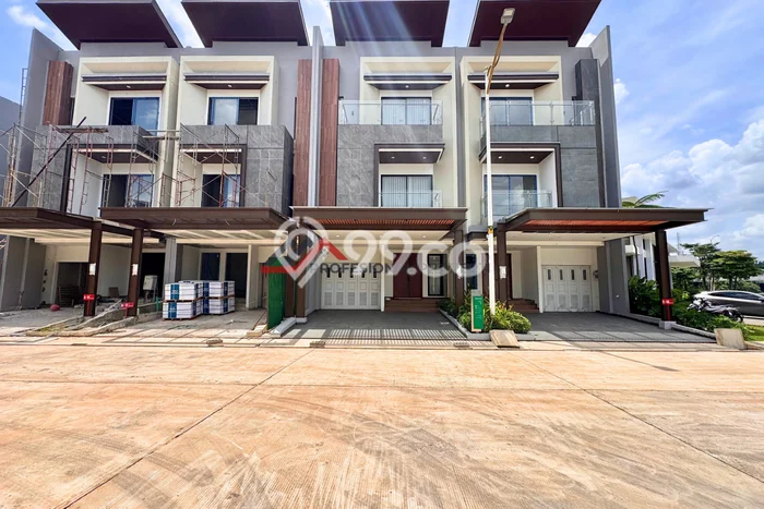 Hunian Mewah LB 298m2 Siap Pakai Desain Elegan di Pondok Indah, Jakarta Selatan Hunian Mewah LB 298m2 Siap Pakai Desain Elegan di Pondok Indah, Jakarta Selatan