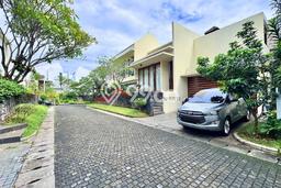 Rumah Elit LB 500m2 Siap Huni Desain Elegan di Kemang, Jakarta Selatan Rumah Elit LB 500m2 Siap Huni Desain Elegan di Kemang, Jakarta Selatan