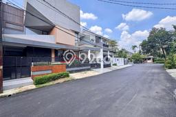 Dijual Rumah Luas Megah Dengan View Eksklusif di Bintaro, Tangerang Selatan Dijual Rumah Luas Megah Dengan View Eksklusif di Bintaro, Tangerang Selatan
