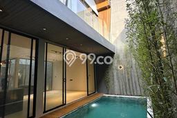 DIJUAL! Vila Kawasan , Area 217m2m², Akses Mudah Pusat Kota DIJUAL! Vila Kawasan , Area 217m2m², Akses Mudah Pusat Kota