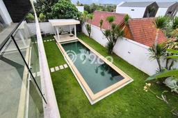 INVESTASI POTENSIAL! Vila di , Area 385m2m², Lokasi Strategis INVESTASI POTENSIAL! Vila di , Area 385m2m², Lokasi Strategis