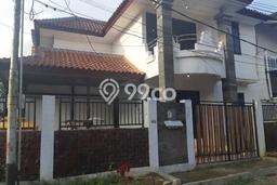 Dijual Hunian Rumah Terawat 4 Kamar di Puri Gading, Badung Dijual Hunian Rumah Terawat 4 Kamar di Puri Gading, Badung