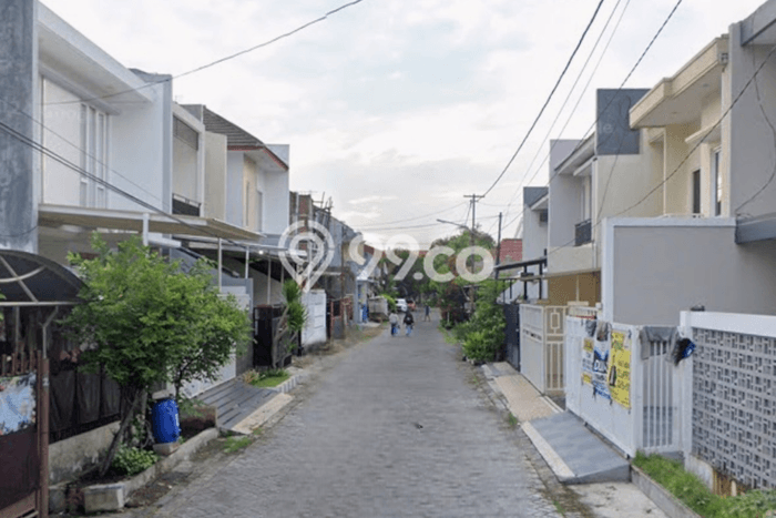 Dijual Rumah Modern 5 KT di Manyar, Surabaya Dijual Rumah Modern 5 KT di Manyar, Surabaya