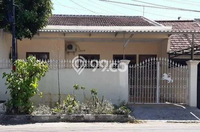 Rumah sewa siap huni 3 KT di Darmo permai, Surabaya Rumah sewa siap huni 3 KT di Darmo permai, Surabaya