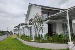 Rumah Modern Cantik 3 KT Bisa Langsung Pindah di Wiyung Rumah Modern Cantik 3 KT Bisa Langsung Pindah di Wiyung