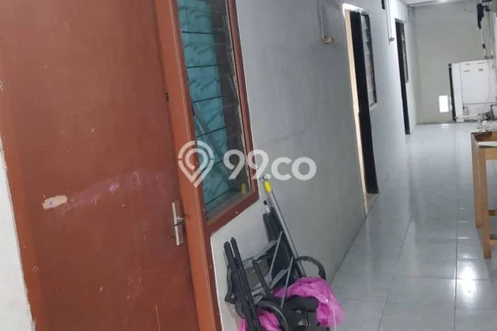 Aset Investasi! Rumah Kost Dijual di Rungkut, Surabaya, 8 KT, 8 KM, Luas 250m2 Aset Investasi! Rumah Kost Dijual di Rungkut, Surabaya, 8 KT, 8 KM, Luas 250m2