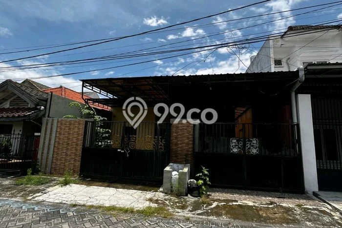 Disewakan Rumah Bagus di Tenggilis Mejoyo Harga Rp 1,8 Miliar/ Tahun Disewakan Rumah Bagus di Tenggilis Mejoyo Harga Rp 1,8 Miliar/ Tahun
