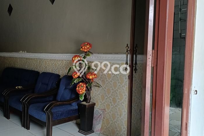 Dijual Kost di Kawasan Lakarsantri, Surabaya, Spesifikasi 18 KT, 2 KM, 300m2 Dijual Kost di Kawasan Lakarsantri, Surabaya, Spesifikasi 18 KT, 2 KM, 300m2