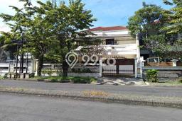 Best Deal Hunian Premium Ideal dan Luas di Tandes, Surabaya Best Deal Hunian Premium Ideal dan Luas di Tandes, Surabaya