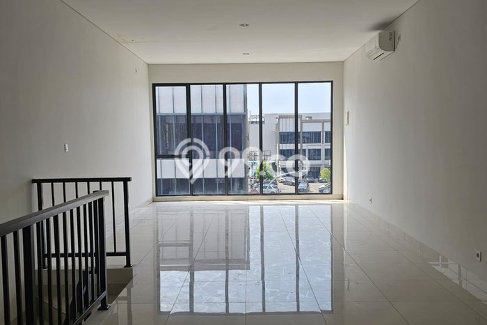 Ruko Dijual di Tangerang LT 54m2 & LB 162m2 Lokasi Terbaik! Ruko Dijual di Tangerang LT 54m2 & LB 162m2 Lokasi Terbaik!