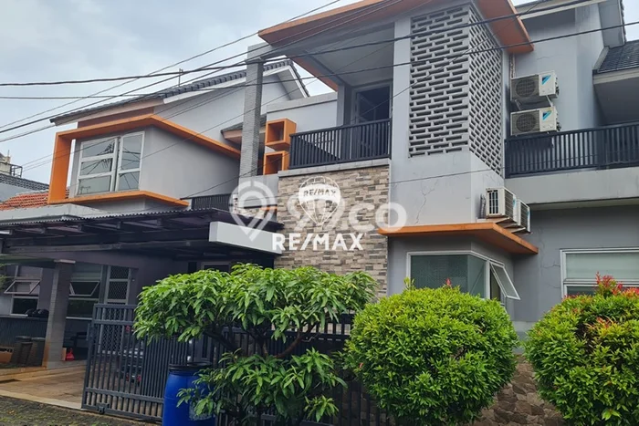 Hunian Mewah Dijual LT 270m2 di Rawalumbu, Bekasi Hunian Mewah Dijual LT 270m2 di Rawalumbu, Bekasi