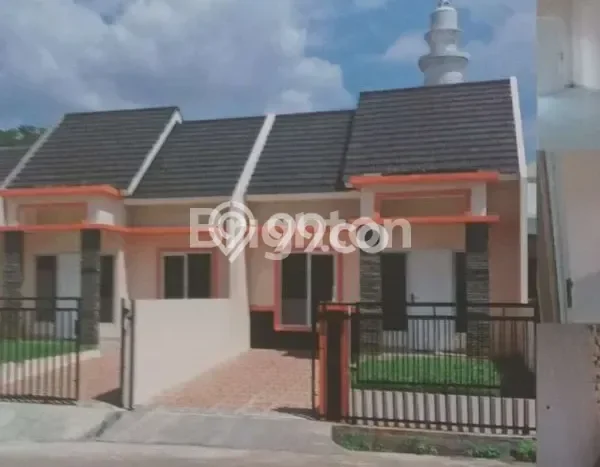 For Sale Rumah 2 Kamar Lokasi Ideal Bagus dan Strategis di Cibinong For Sale Rumah 2 Kamar Lokasi Ideal Bagus dan Strategis di Cibinong