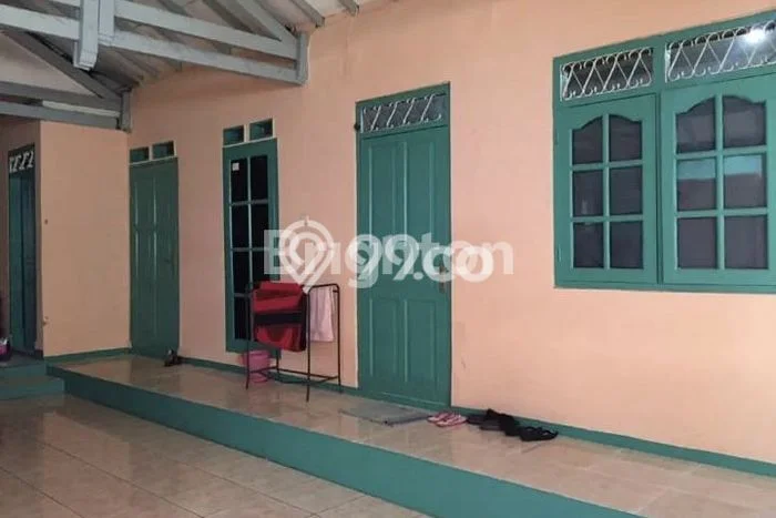 Unit Komersial Dijual di Jakarta Selatan LT 337m2 & LB 250m2 Unit Komersial Dijual di Jakarta Selatan LT 337m2 & LB 250m2