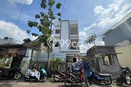 Kost Dijual Lokasi Jatinangor, Sumedang, 8 KT, 8 KM, 225m2 Kost Dijual Lokasi Jatinangor, Sumedang, 8 KT, 8 KM, 225m2