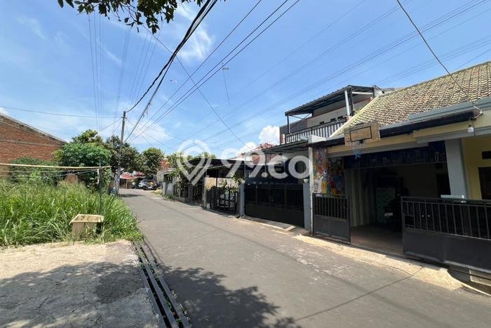 Jarang Ada! Tanah di Cileunyi Punya Luas 137m2 SHM Jarang Ada! Tanah di Cileunyi Punya Luas 137m2 SHM