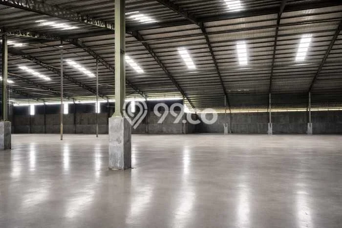 Unit Gudang disewakan di Tangerang Tangerang dengan LT 35000m2 / LB 6931m2 Unit Gudang disewakan di Tangerang Tangerang dengan LT 35000m2 / LB 6931m2