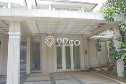 For Sale! Luxury House LT 144m2 Desain Elegan di Pakuwon For Sale! Luxury House LT 144m2 Desain Elegan di Pakuwon