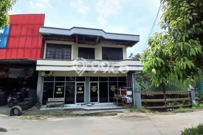 Kantor Dijual di Jebres Surakarta dengan Luas Bangunan 500m2 Kantor Dijual di Jebres Surakarta dengan Luas Bangunan 500m2