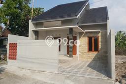 Hunian Cantik Minimalis Lb 88m2 di Ngaglik, Sleman Hunian Cantik Minimalis Lb 88m2 di Ngaglik, Sleman