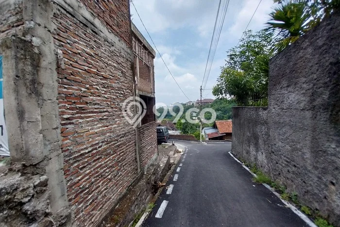 Rumah di Semarang Kondisi Baik Minimalis Dekat Fasilitas Umum Rumah di Semarang Kondisi Baik Minimalis Dekat Fasilitas Umum