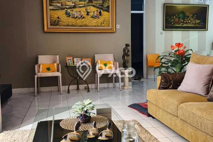 HARGA MENARIK! Vila Kawasan Cipanas, Luas 300m2m², Kawasan Tenang dan nyaman HARGA MENARIK! Vila Kawasan Cipanas, Luas 300m2m², Kawasan Tenang dan nyaman