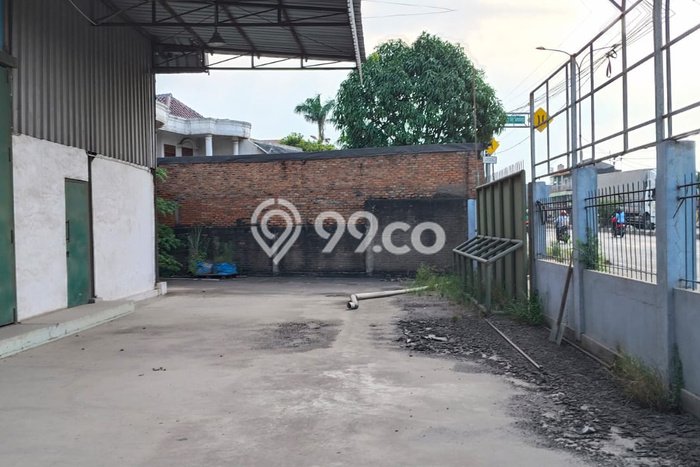 Disewakan Gudang komersial di Cikarang Utara luas bangunan 1512m2 Disewakan Gudang komersial di Cikarang Utara luas bangunan 1512m2