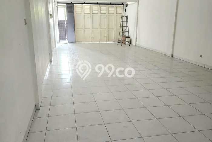 Disewakan Ruko di Kawasan Ramai Mekar Wangi Luas 230m2 Disewakan Ruko di Kawasan Ramai Mekar Wangi Luas 230m2
