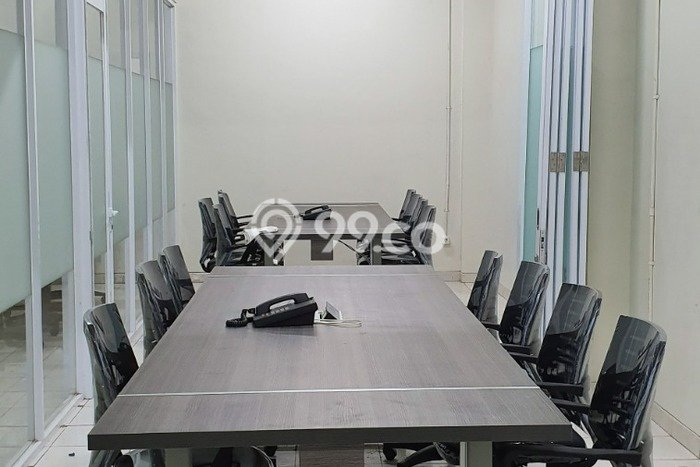 Kantor Dijual di Prime Area Jakarta Barat Luas 1600m2 Kantor Dijual di Prime Area Jakarta Barat Luas 1600m2