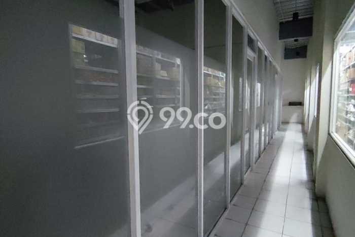 Kantor Dijual di Prime Area Jakarta Barat Luas 1600m2 Kantor Dijual di Prime Area Jakarta Barat Luas 1600m2