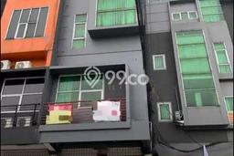 Ruko disewakan di Pasar Minggu Jakarta Selatan dengan luas bangunan 200m2 Ruko disewakan di Pasar Minggu Jakarta Selatan dengan luas bangunan 200m2