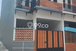 For Sale Hunian Rumah Terawat 3 KT di Petukangan, Jakarta Selatan For Sale Hunian Rumah Terawat 3 KT di Petukangan, Jakarta Selatan
