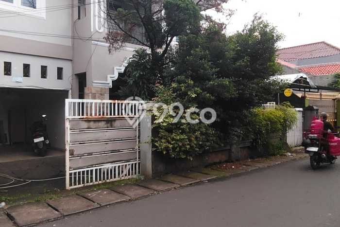 Jual Rumah Mewah Elegan Dengan View Cantik di Meruya, Jakarta Barat Jual Rumah Mewah Elegan Dengan View Cantik di Meruya, Jakarta Barat