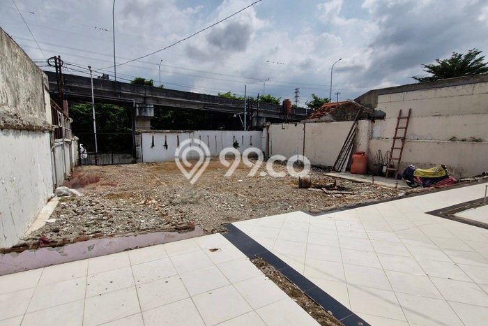 Gudang Bagus Dijual LB 300m2 Lokasi Strategis Jakarta Timur Area Cocok untuk Berbisnis Gudang Bagus Dijual LB 300m2 Lokasi Strategis Jakarta Timur Area Cocok untuk Berbisnis
