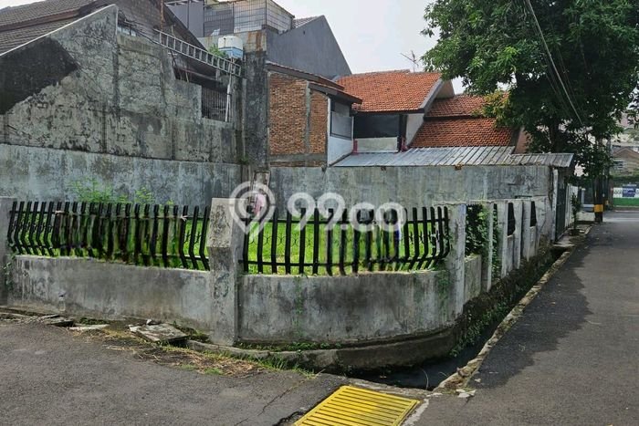 Lahan Dijual Lokasi Strategis di Jakarta Timur dengan Luas 180m2 Lahan Dijual Lokasi Strategis di Jakarta Timur dengan Luas 180m2
