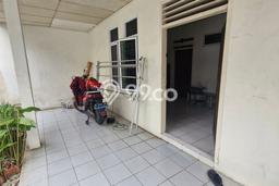 Dijual Cepat Rumah Favorit Siap Huni LB 185m2 di Jatinegara, Jakarta Timur Dijual Cepat Rumah Favorit Siap Huni LB 185m2 di Jatinegara, Jakarta Timur