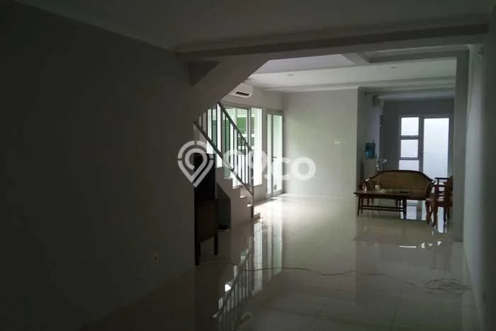Rumah Luxury Best Area di Jakarta Timur, DKI Jakarta Rumah Luxury Best Area di Jakarta Timur, DKI Jakarta