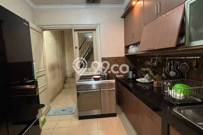 Siap Huni Rumah Mewah 3 Kamar di Kelapa Gading Dekat ke Mana Pun Siap Huni Rumah Mewah 3 Kamar di Kelapa Gading Dekat ke Mana Pun