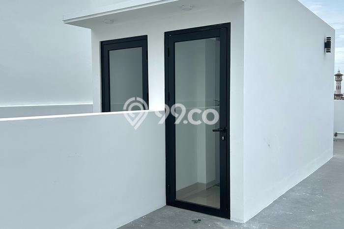 Unit Ruko Dijual di Jakarta Timur LT 89m2 & LB 250m2 Unit Ruko Dijual di Jakarta Timur LT 89m2 & LB 250m2