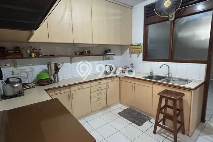 Siap Huni Hunian Elit 4 Kamar di Jatinegara Dekat ke Mana Pun Siap Huni Hunian Elit 4 Kamar di Jatinegara Dekat ke Mana Pun