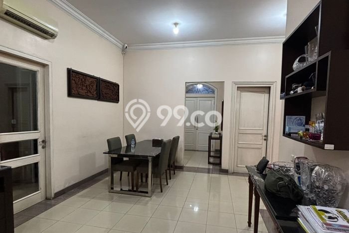Siap Huni Rumah Mewah 3 Kamar di Kelapa Gading Dekat ke Mana Pun Siap Huni Rumah Mewah 3 Kamar di Kelapa Gading Dekat ke Mana Pun