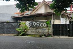 Hunian Eksklusif Dijual LT 329m2 di Pesanggrahan, Jakarta Selatan Hunian Eksklusif Dijual LT 329m2 di Pesanggrahan, Jakarta Selatan
