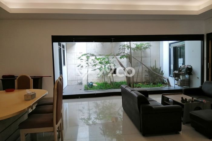 Rumah Luxury Modern Siap Huni di Pajajaran Bandung Rumah Luxury Modern Siap Huni di Pajajaran Bandung