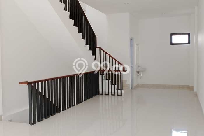 Ruko Dijual di Tangerang LT 59m2 & LB 154m2 Lokasi Terbaik! Ruko Dijual di Tangerang LT 59m2 & LB 154m2 Lokasi Terbaik!
