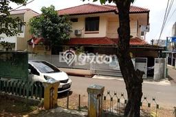 Rumah Elit Modern Tanpa Renovasi di Pondok Kelapa Jakarta Timur Rumah Elit Modern Tanpa Renovasi di Pondok Kelapa Jakarta Timur